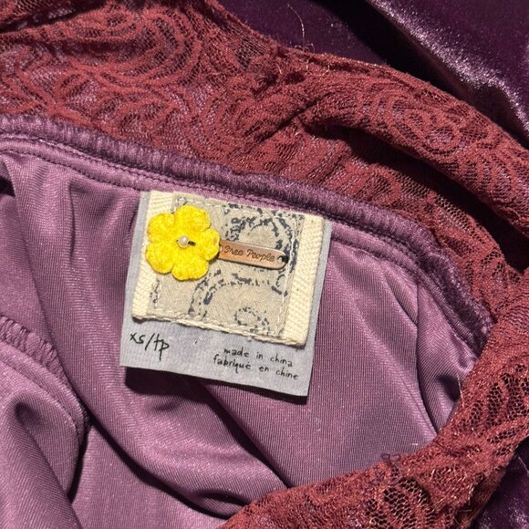 Rare Free People Boho Velvet & Lace Plum Purple Dress XS EUC - Picture 5 of 6